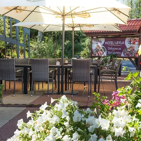 Hotel Leyla 3*