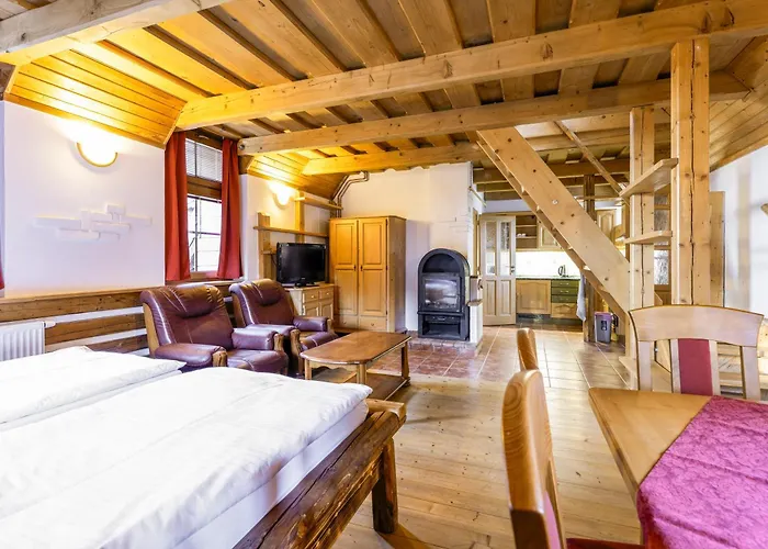 Leyla Hotel Frymburk