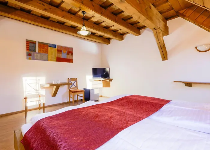 Leyla Hotel 3*