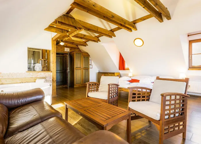 Leyla Hotel 3*