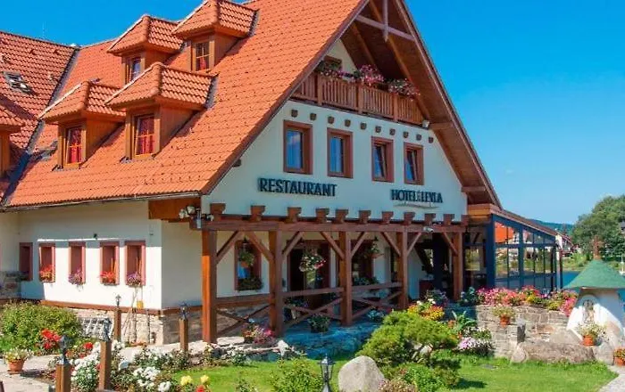Leyla Hotel Frymburk