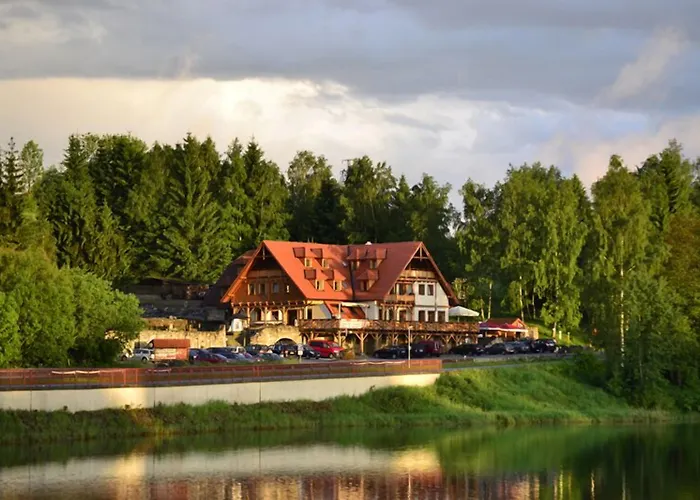 Hotel Leyla 3*